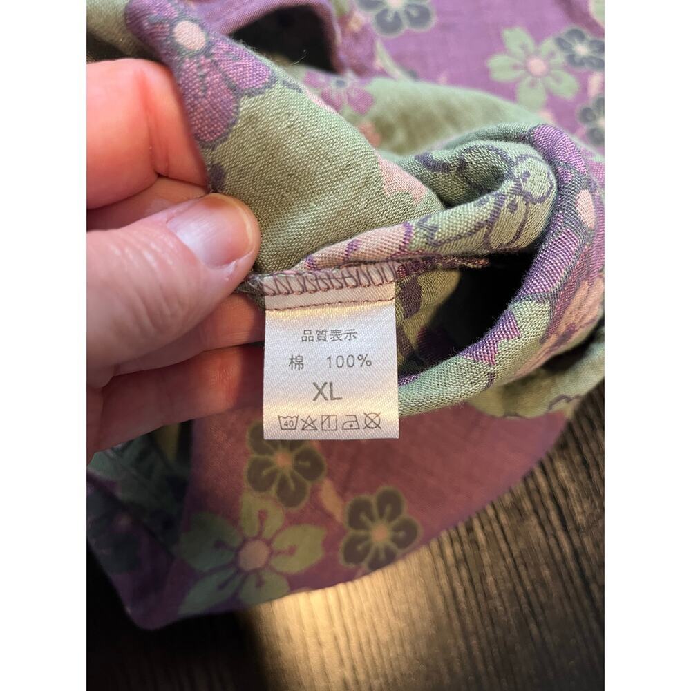 Super Soft and Comfy Asian-inspired Floral Top - Picture 4 of 7